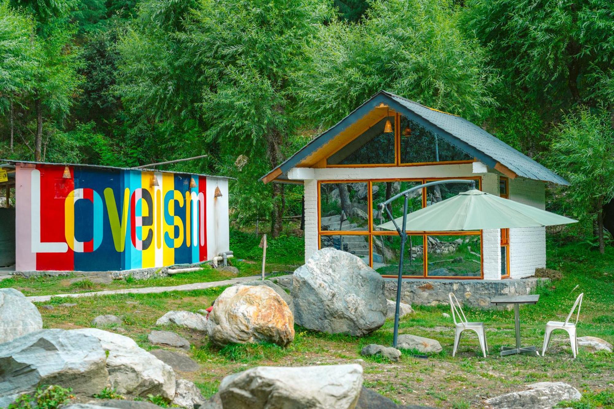 Whoopers Boutique Resort Jibhi Buitenkant foto