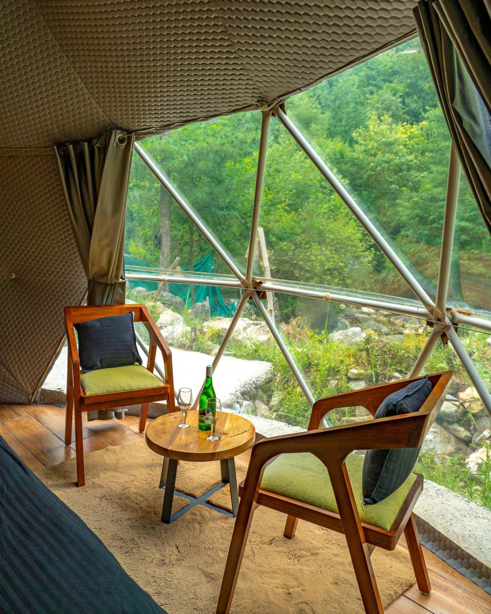 Whoopers Boutique Resort Jibhi Buitenkant foto