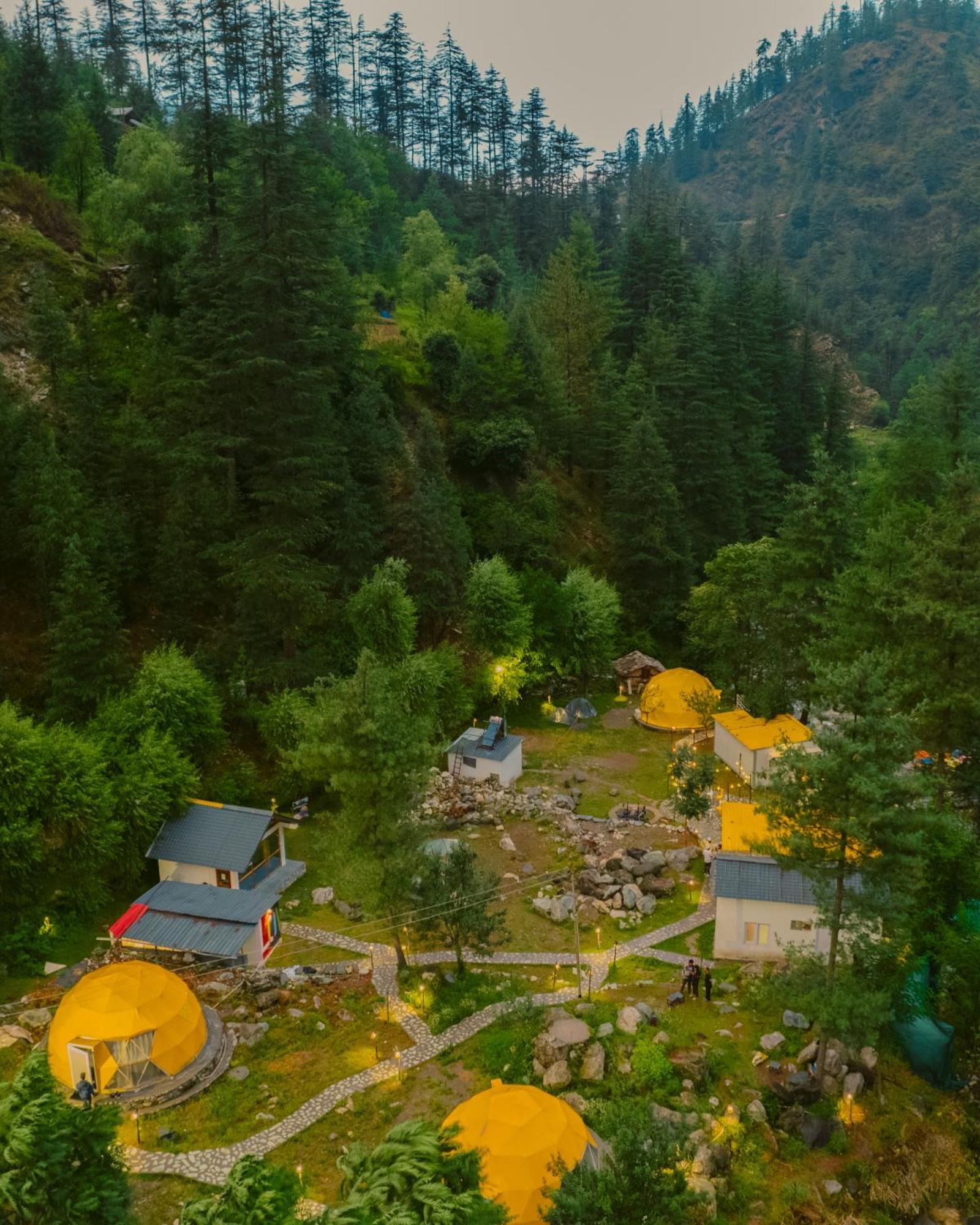 Whoopers Boutique Resort Jibhi Buitenkant foto
