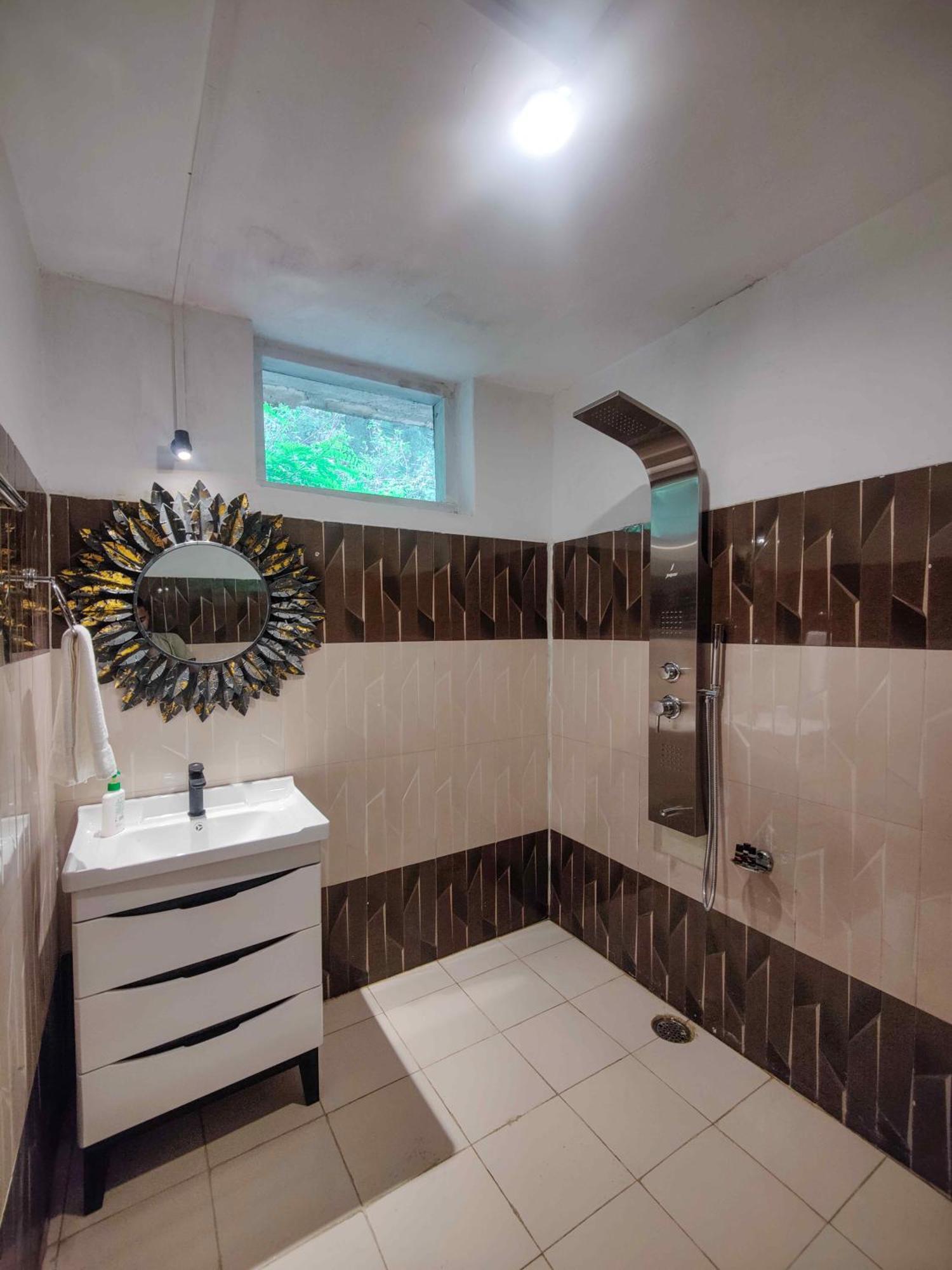 Whoopers Boutique Resort Jibhi Buitenkant foto